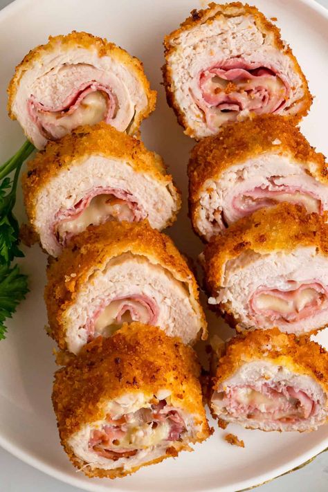 Chicken Cordon Bleu No Breading, Chicken With Ham And Cheese, Chicken Cordon Blue Sauce Recipes, Stuffed Chicken Cordon Blue Recipes, Recipe Chicken Cordon Blue, Chicken Cordon Blue Healthy, Bread Cutlet, Dijon Cream Sauce, Breaded Chicken Recipes