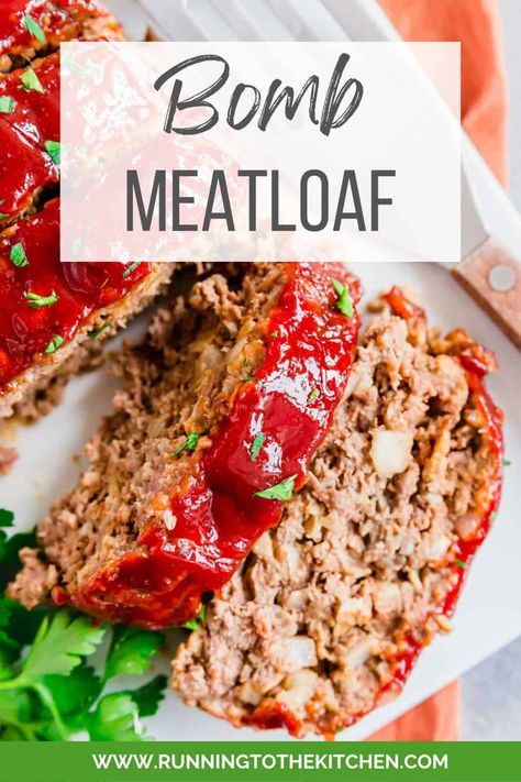 The BEST meatloaf recipe out there. This bomb meatloaf is tender and juicy then topped with a sticky sweet and tangy glaze that takes it to the next level in taste. Low Sodium Meatloaf, Beef Bread, Keto Meatloaf, How To Make Meatloaf, Classic Meatloaf Recipe, Good Meatloaf Recipe, Classic Meatloaf, Best Meatloaf, Meatloaf Recipe