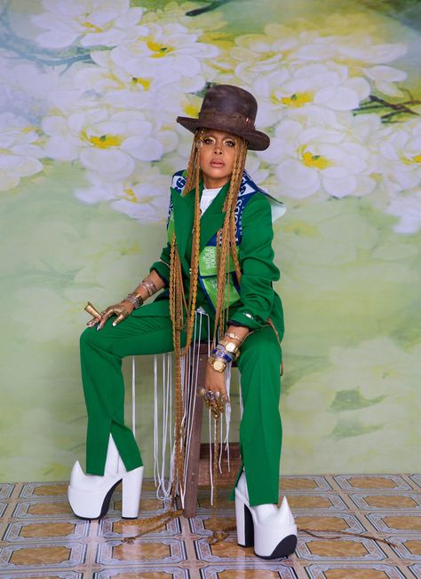 “I’m My Own Audience”: Erykah Badu on the Joy in Dressing for Yourself Erica Badu, Eryka Badu, Erykah Badu Style, Afro Punk Fashion, Erykah Badu, Afro Punk, Doja Cat, Celebrity Outfits, Fashion 2020