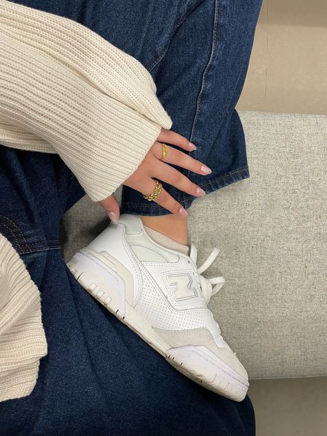 White New Balance 550 Outfit, New Balance Outfit 550, New Balance 550s Outfit, White New Balance Outfit, White Trainers Outfit, 550 New Balance Outfit, New Balance 550 Outfit Woman, New Balance 550 Outfit, Low Rise Skirt Outfit