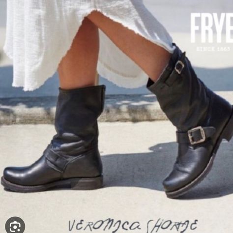 The Veronica Short Boot Is A Frye Classic And Staple For The Closet. This Verstile Pattern Pairs Well With Denim To A Sundress And Is Modeled After Heritage Frye Moto Style. Crafted From Supple Leather, This Pattern Features A Rubber Lug Soles And An Unlined Mid-Calf Shaft Height. Dark Brown/Black: Soft Tumbled Leather; Redwood/Stone: Washed Veg Leather; Antiqued Black: Distressed Brush Off Leather Unlined Leather Outsole With Rubber Forepart Stacked Leather Heel Metal Hardware 6 3/4" Shaft Heig Shoe Capsule, Slouchy Leather Boots, Frye Veronica Short, Cozy Winter Boots, Fall Shoe, B Day Gifts, Black Moto Boots, Dark Brown Boots, Frye Veronica