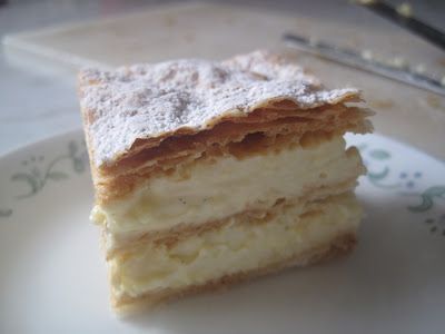 Sarah Cooks: Mille Feuille - French Vanilla Slice Vanilla Slice Recipe, Vanilla Slice, Slice Recipe, Jelly Roll Pan, Honey Buns, Puff Pastry Sheets, Slices Recipes, Pastry Sheets, G 5