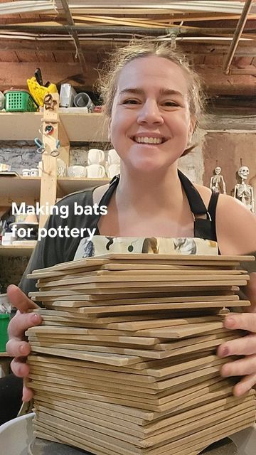 Pottery Tools Diy, Diy Pottery Studio, Pottery Bats, Pottery Classroom, Ceramic Studio Ideas, Pottery Studio Ideas, Pottery Equipment, Pottery Throwing, Studio Plan