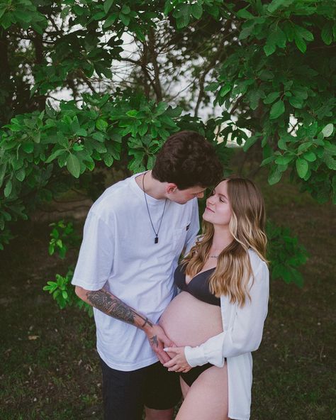 all you guys will be seeing from me for the time being is a series of maternity photos bc I’m in LOVE 🍃 photos: @lunadulcehomestead Jen was truly so incredible, she took my visions and made them a reality and truly exceeded my expectations even with the crazy weather we had — from dark and cloudy, to down pouring, to sunny. Not once did she hesitate to go out of her way to get the perfect photos, we will 100% be using her as our photographer for all future photoshoots! 🫶🏼 Maternity Shoot Just Mom, Maternity Photography Rainy Day, Overcast Maternity Photos, Windy Maternity Photos, Gloomy Maternity Photos, Crazy Weather, Perfect Photos, Love Photos, The Crazy