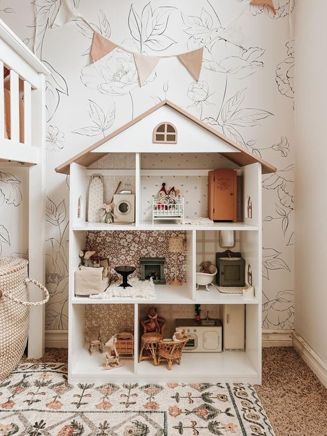 Diy Wooden Dollhouse, Maileg Doll House, Creative Room, Doll House Furniture, Toddler Girl Room, Doll House Plans, Baby Room Inspiration, Kids Room Inspiration, Wooden Dollhouse