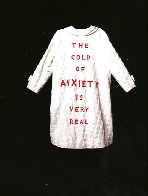 Louise Bourgeois – She Lost It, (‘92) Louise Bourgeois, Feminist Art, Sculpture Installation, Art Plastique, American Artists, Female Artists, The Words, Textile Art, Installation Art