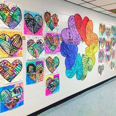 Cassie Stephens: In the Art Room: Romero Britto-Inspired Hearts in First grade! Valentines Art Lessons, February Art, Britto Art, Heart Art Projects, Cassie Stephens, Valentine Art Projects, First Grade Art, 1st Grade Art, 2nd Grade Art