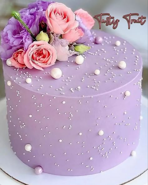 Pink And Purple Cake Ideas Birthday, Purple Cake With Flowers, Pastel Purple Cake, Purple Floral Cake, Pink And Purple Cake, Purple Birthday Cake, Debut Cake, Purple Cakes Birthday, Circle Cake