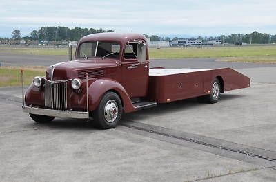 Hauler Truck, Old Car Parts, Car Hauler, Mud Trucks, Ford Car, Rat Rods Truck, Car Carrier, Semi Trailer, Bed Plans