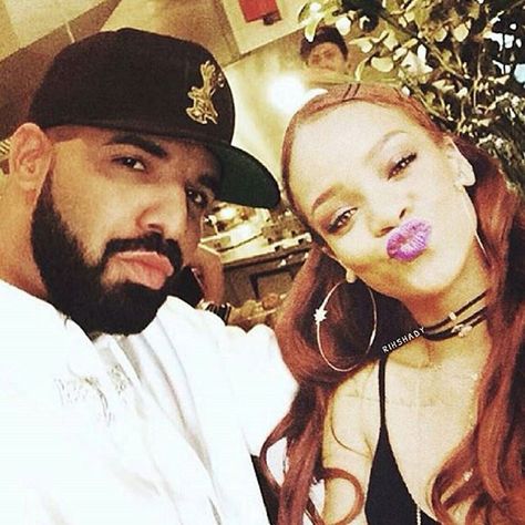 #Rihanna #Drake Rhianna And Drake, Best Of Rihanna, Rihanna And Drake, Rihanna Love, Rihanna Photos, Rihanna Riri, Aubrey Drake, Beauty Youtubers, Rihanna Style