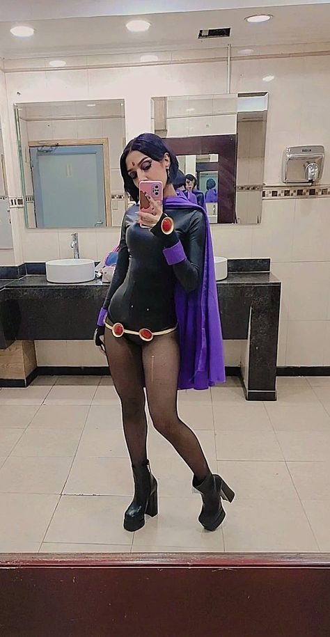 Raven Cosplay Diy, Titans Halloween Costume, Teen Titans Halloween Costume, Purple Cloak, Jumpsuit Belt, Doctor Halloween, Cute Halloween Costume, Raven Cosplay, Horror Halloween Costumes