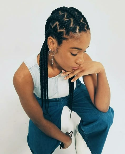 Feed In Braids Cornrows Hairstyles, Braids With Zig Zag Part, Zig Zag Straight Back Braids, Long Cornrows Braids, Canerow Hairstyles, 3a Hairstyles, Zig Zag Cornrows Braids, Zig Zag Braids, Zig Zag Cornrows