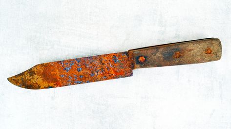 How To Get Rust Off Knives, How To Make Something Look Rusty, Rustic Knife, Clean Rusty Tools Removing Rust, Rusty Knife, Knife Tattoo, Knife Handles, Brass Material, Wood Handle