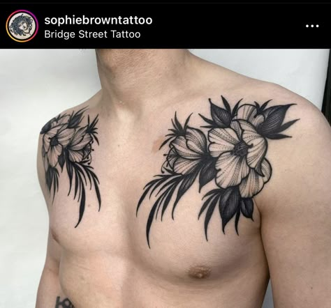 Chest Tattoo Flowers, Octopus Tattoo Sleeve, Woodcut Tattoo, Floral Tattoo Shoulder, Workout Routine For Men, Chest Piece Tattoos, Red Ink Tattoos, Chest Tattoo Men, Old School Tattoo Designs