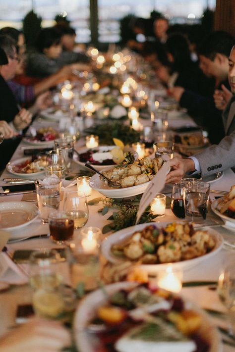 Wedding Dinner Family Style, Wedding Roast Dinner, Family Style Wedding Dinner Table Centerpieces, Wedding Table Family Style, Family Style Wedding Food, Family Style Wedding Dinner Food, Family Style Reception Dinner, Wedding Food Family Style, Family Style Wedding Dinner Table Round