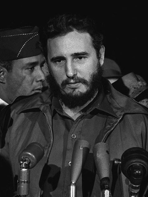 Fidel Castro (1926-2016) President of the Council of State of Cuba Bay Of Pigs, Encyclopedia Britannica, Che Guevara Art, History Quiz, High School Social Studies, Cuban Missile Crisis, Fidel Castro, Liam Neeson, History Lessons