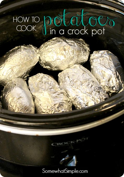 how to cook potatoes in a crock pot Crockpot Potatoes, Crock Pot Baked Potatoes, Cooking Baked Potatoes, Making Baked Potatoes, Crock Pot Potatoes, Crock Pot Food, Pot Food, Crockpot Ideas, Coconut Dessert