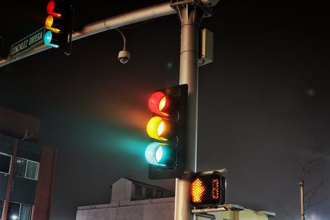 Stoplight Photography, Traffic Light Photography, Paint Inspo, Traffic Lights, Film Inspiration, Gcse Art, Stop Light, Traffic Light, Photography Techniques