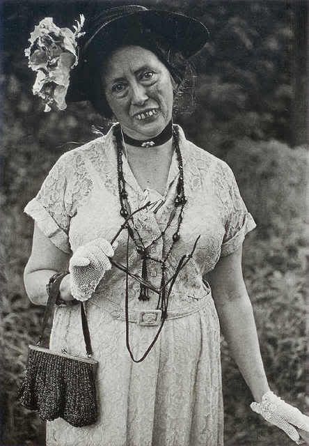 Diane Arbus Photography Diana Arbus, August Sander, Photograph Display, Berenice Abbott, Diane Arbus, Cindy Sherman, Circus Performers, Vivian Maier, Famous Photographers