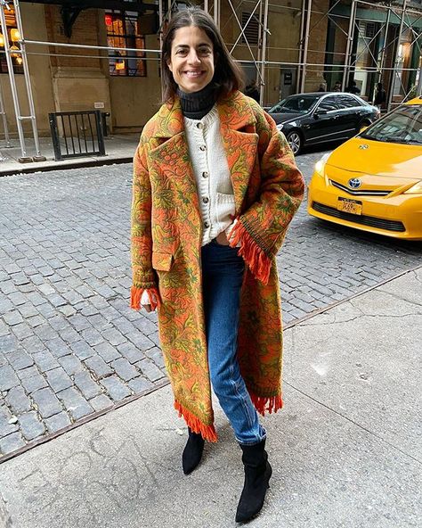 Leandra (Medine) Cohen on Instagram: “Crushing winter @matchesfashion #storiesofimagination” Spring Paris Fashion, Leandra Medine Style, Simple Tank Tops, Leandra Medine, Cool Coats, Stockholm Street Style, Style 2023, Milan Fashion Weeks, Street Style Paris