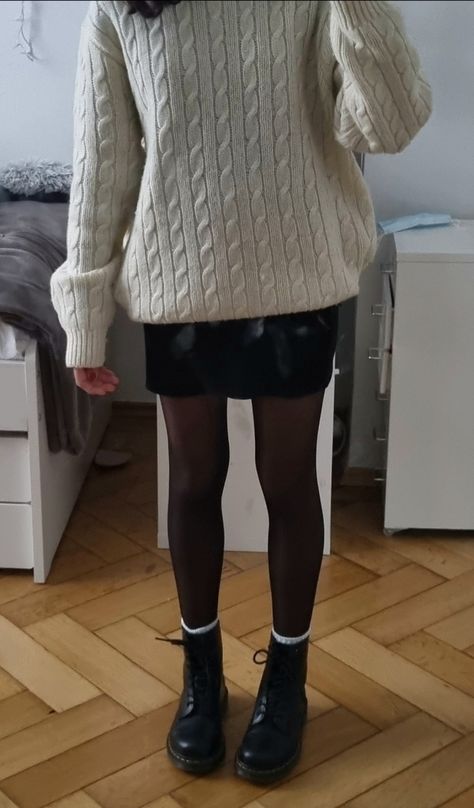 Cable Knit Sweater And Skirt Outfit, Doc Marten Boots Outfit Winter, White Sweater And Black Skirt, Black Courdory Skirt Outfits, Black Skirt White Sweater Outfit, Christmas Outfit Black Skirt, White Sweater Black Skirt, Doc Martens Skirt Outfits, White Sweater Outfit Aesthetic