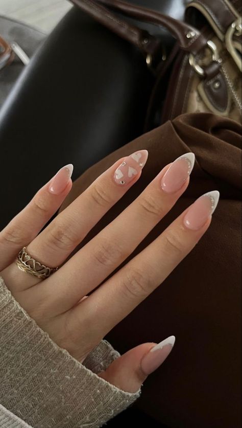 Prom Nails Oval Shape, French Manicure With Stones, Heart Shaped French Nails, Nails With Stones Rhinestones, French Manicure With Heart, Rhine Stone Nails, French Nails Oval, Nail Art With Stones, Oval French Nails