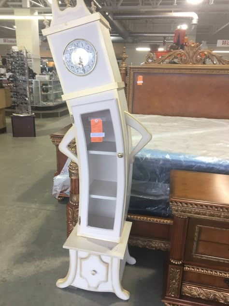 $200 was too high for me but my mom insisted on buying this adorable cabinet for my daughter's Disney-themed bedroom : ThriftStoreHauls Disney Themed Bedrooms, Disney House Ideas, Disney Themed Rooms, Disney Kitchen Decor, Deco Disney, Disney Room Decor, Casa Disney, Disney Bedrooms, Disney House