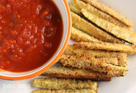 Baked Zucchini Sticks | Skinnytaste Zucchini Sticks, Baked Zucchini, Bake Zucchini, Zucchini Fries, Skinny Taste Recipes, Culinary School, Ww Recipes, Tasty Treats, Naan