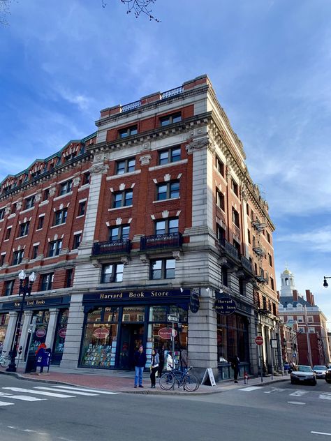 Harvard Square Aesthetic, Boston Sketch, Boston Vibes, College Harvard, Harvard Aesthetic, Boston Harvard, Boston Life, Boston Aesthetic, Boston Vacation