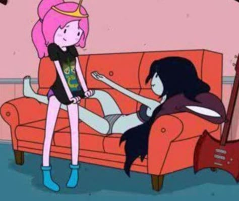 Adventure Time Marceline X Bubblegum, Princess Bubblegum X Marceline Fanart, Marcelina X Bubblegum, Adventure Time Marceline And Bubblegum, Pb And Marceline, Bonnibel Bubblegum, Adventure Time Princesses, Adveture Time, Marceline And Princess Bubblegum