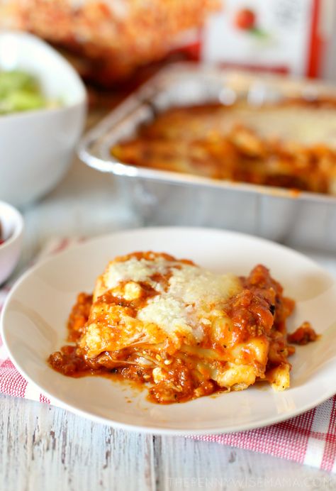 Stouffer's Lasagna with Meat & Sauce  paired with Caesar salad is perfect for busy nights! #BalanceYourPlate Stouffers Lasagna Recipe, Copycat Stouffers Lasagna, Restaurant Style Lasagna, Meat Lovers Lasagna Recipe, Meat Lovers Lasagna, Lasagna Party, Brown Butter Pesto Spinach Soufflé Lasagna, Stouffers Lasagna, Lasagna Meat Sauce