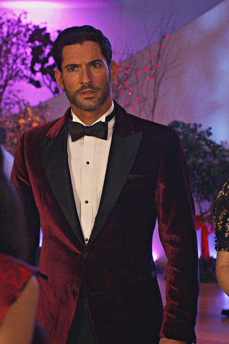 Tom Ellis Shirtless, Happy Thirsty Thursday, Red Velvet Suit, Tom Ellis Lucifer, Velvet Suit, Thirsty Thursday, Lucifer Morningstar, Tom Ellis, Red Suit