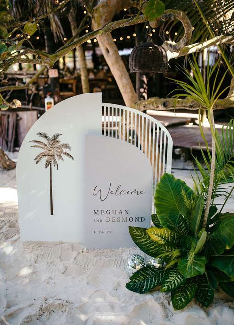 Wedding Welcome Sign Ideas, Welcome Sign Ideas, Tropical Wedding Decor, Palm Wedding, Destination Wedding Decor, Tropical Beach Wedding, Oahu Wedding, Cabo Weddings, Beach Wedding Inspiration