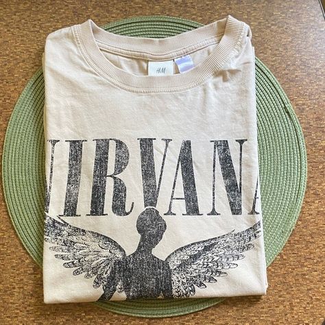 h&m | beige neutral nirvana in utero band tshirt H&m Nirvana, Nirvana In Utero Shirt, Nirvana Shirt Outfit, Edgy Room, Future Clothing, Lana Del Rey Outfits, Nirvana In Utero, Nirvana Tshirt, Nirvana Shirt