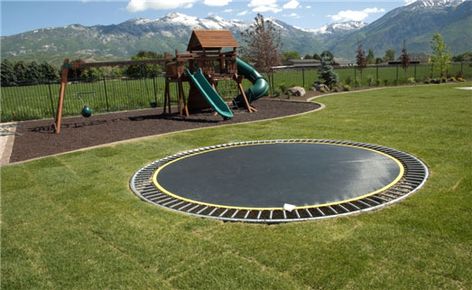 Ground-level trampoline - it just has to be a little safer than a raised unit... Inground Trampoline, Ground Trampoline, Sunken Trampoline, Playground Landscaping, In Ground Trampoline, Backyard Trampoline, Diy Playground, Backyard Playground, Outdoor Playground