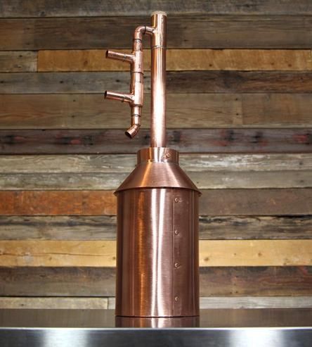 Build Your Own Copper Still and Make Your Own Spirits at Home Crunchy Kitchen, Moonshine Still Kits, Moonshine Still Plans, Diy Whiskey, Irish Drinks, Moonshine Still, Copper Still, Moonshine Recipes, Survival Food