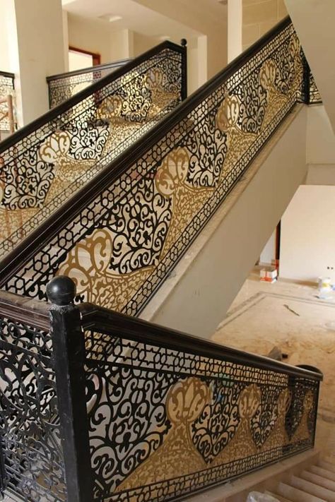 Stairs Grill Design, Stair Decorations, Decoration Stairs, Decorating Stairs, سلالم حلزونية, Modern Steel Gate Design, درابزين السلم, درج السلم, Staircase Design Modern