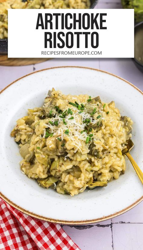 Artichoke Risotto (Risotto ai carciofi) - Recipes From Europe Spinach Artichoke Risotto, Risotto Flavors, Easy Risotto Recipes, Baked Risotto Recipes, How To Make Artichokes, Barley Risotto, Risotto Rice, Sweet Wine, Spinach Artichoke