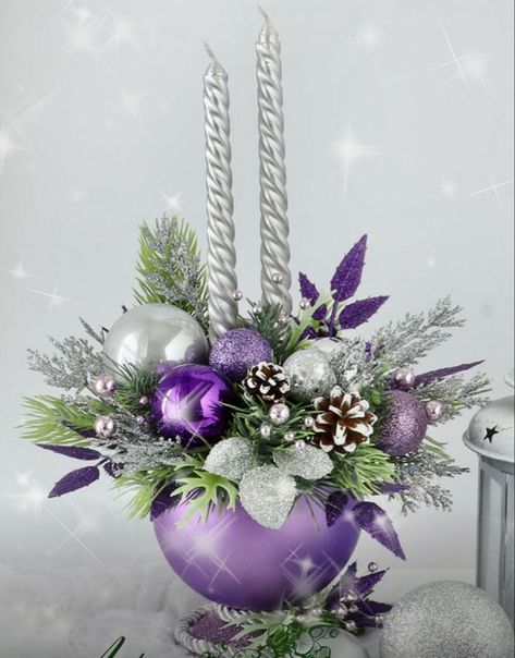 Purple Christmas Tree Decorations, Purple Christmas Decorations, Christmas Centerpieces Cheap, Purple Christmas Tree, Christmas Decorations Centerpiece, Pretty Christmas Decorations, Christmas Centers, Christmas Candle Decorations, Christmas Flower Arrangements