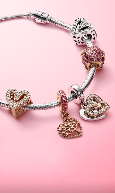 Pandora Valentines Day, Princess Vanity, Pandora Safety Chain, Pandora World, Pandora Valentine, Pandora Jewelry Box, Pandora Red, Pandora Bracelet Charms Ideas, Silver Bracelet Designs