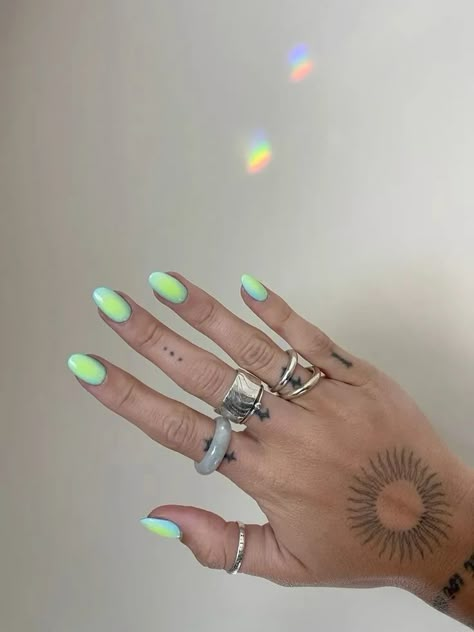 51 aura nails to have the most magical hands ever 29 Funky Dip Nails, Aura Nails Ideas, Aura Nails Blue And Green, Blue Green Aura Nails, Neon Aura Nails, Blue And Green Aura Nails, Diy Aura Nails, Chrome Nails Colors, Green Summer Nails Designs