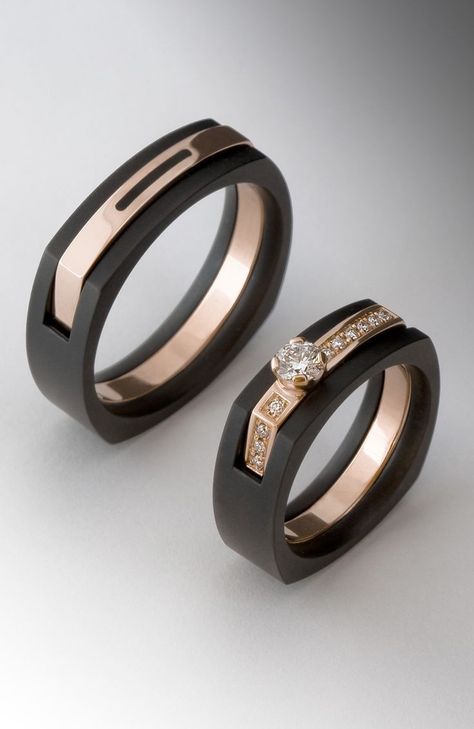 Rose Gold Wedding Rings, خواتم خطوبة, Wedding Rings Sets His And Hers, Couple Ring Design, Wedding Rings Set, Black And Rose Gold, Engagement Rings Couple, Matching Wedding Rings, Black Wedding Rings