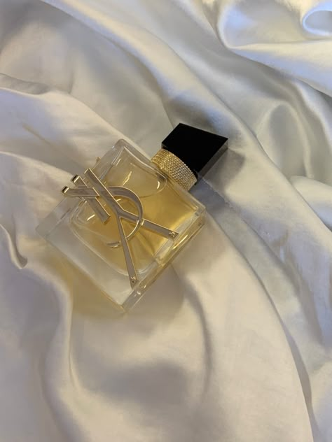 Parfum Aesthetic, Perfume Shelf, Noblesse Oblige, Ysl Libre, Blossom Perfume, Her Perfume, Coquette Nails, Perfume Ads, Luxury Love