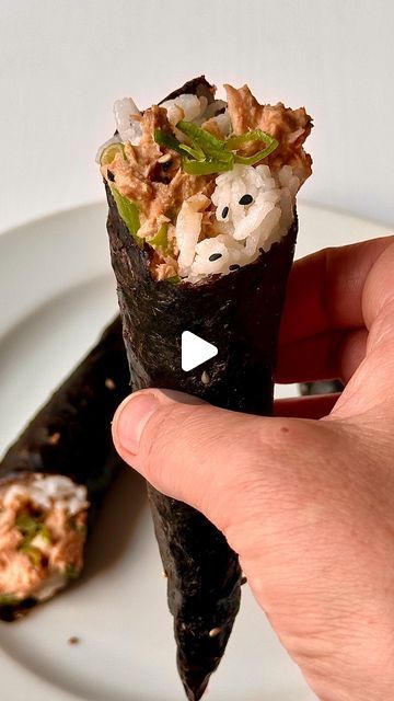 pollypocketsy | Easy Temaki sushi - click beacons link for recipe #sushi #temaki #easyrecipe | Instagram Sushi Wraps Recipes, How To Make Sushi Rolls, Handroll Sushi, Easy Sushi Recipes, Easy Sushi Rolls, Temaki Sushi, Sushi For Kids, Sushi Fillings, Sushi Ideas