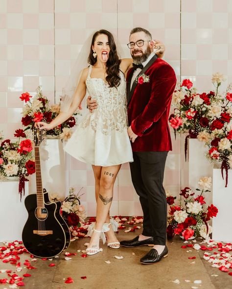 Rock n Roll Inspired Elvis Vows with Velvet, Guitars and a Getaway Car · Rock n Roll Bride Elvis Inspired Wedding, Edgy Wedding Theme, Rock N Roll Bride Magazine, Retro Wedding Inspiration, Pink Pride, Rock N Roll Wedding, Edgy Wedding, Cute Love Heart, Iconic Weddings