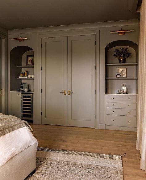 Built In Bedroom Dresser With Tv, Bedroom Office Built Ins, Master With Built Ins, Farmhouse Bedroom Built Ins, Built In Storage In Bedroom, Built Ins Master Bed, Amber Interiors Closet, Built In Cabinets In Bedroom, Narrow Primary Bedroom