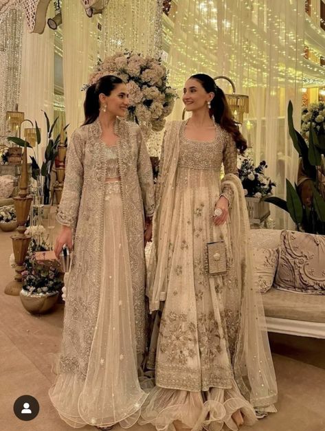 Bridesmaid Indian, Walima Dress, Pakistani Formal Dresses, Desi Wedding Dresses, Nikkah Dress, Latest Bridal Dresses, Pakistani Wedding Outfits, Pakistani Fancy Dresses, Beautiful Pakistani Dresses