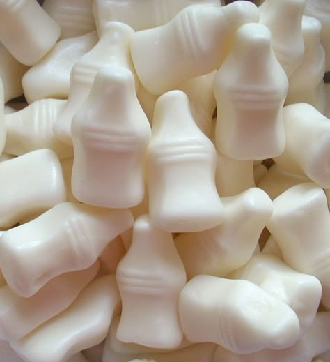 Old Sweets, Gummi Candy, Milk Jelly, Jelly Sweets, Diary Free, Retro Sweets, Milk Bottles, Food Wallpaper, Pick And Mix