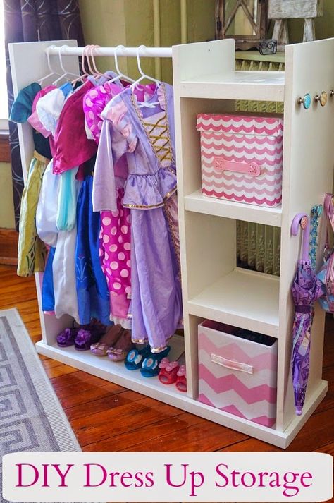 An easy build to organize and display dresses and accessories! Great for beginner builders and costs less than $50!