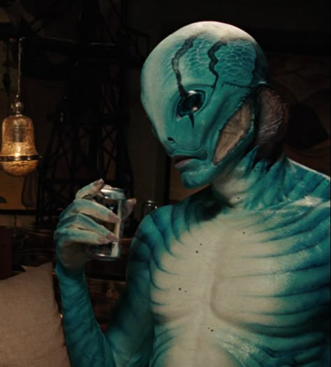 Abe Sapien - Hellboy Abe Sapien Art, Abe Hellboy, Hellboy Aesthetic, Hear Me Out Characters, Hellboy Abe Sapien, Hellboy 2004, Hellboy Movie, Abe Sapien, Hell Boy